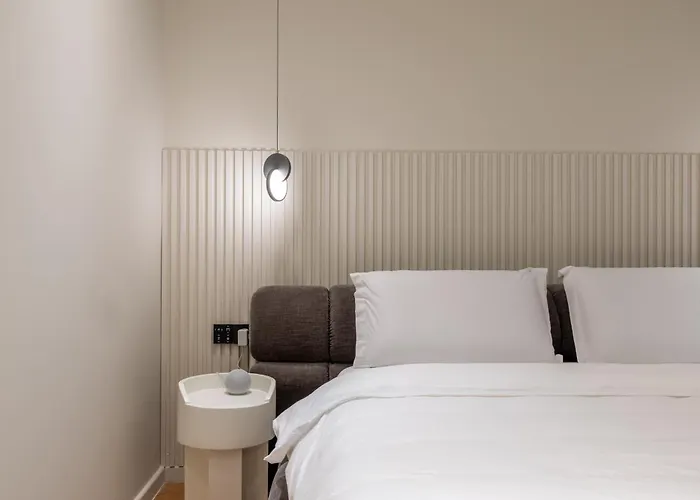 Vater Selected טיראנה